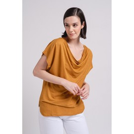Blusa T-Shirt SMF cuello pico 